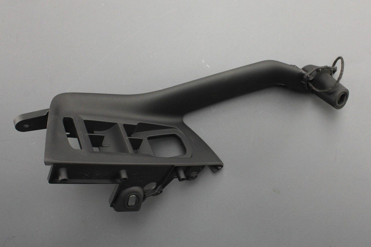 VW Passat B8 15-on RHD interior pull handle (front right) 3G2867180A 81U