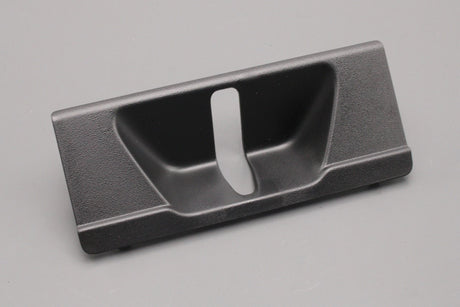 Land Rover Discovery 5 2017-on interior tailgate latch cover LR088769