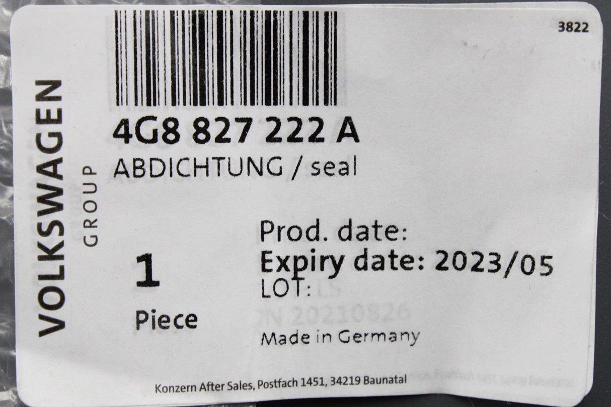 Audi A7 S7 RS7 2011-18 seal for rear boot lid spoiler 4G8827222A