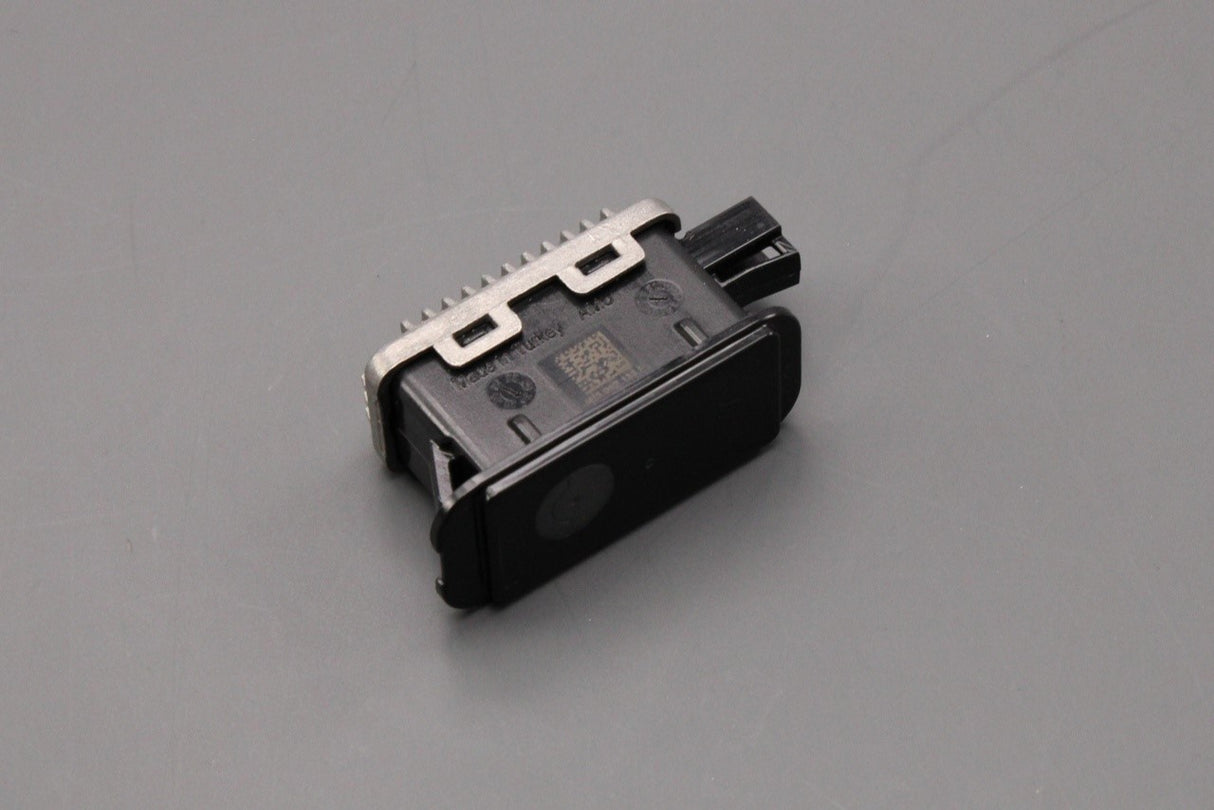 Skoda Kodaiq Octavia Superb 'Skoda' door puddle light (left) 5E3052133E