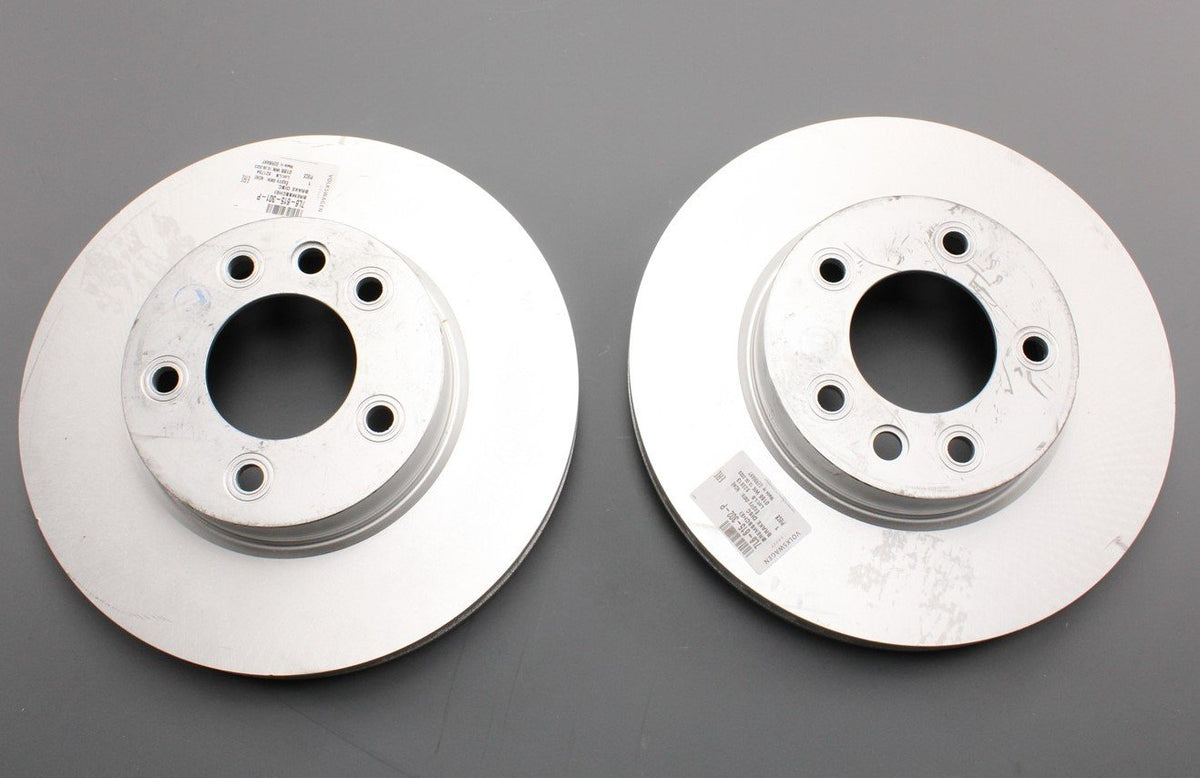 VW Touareg 2003-2018 brake discs 330x32 (front) 7L6615301P / 7L6615302P, view 1