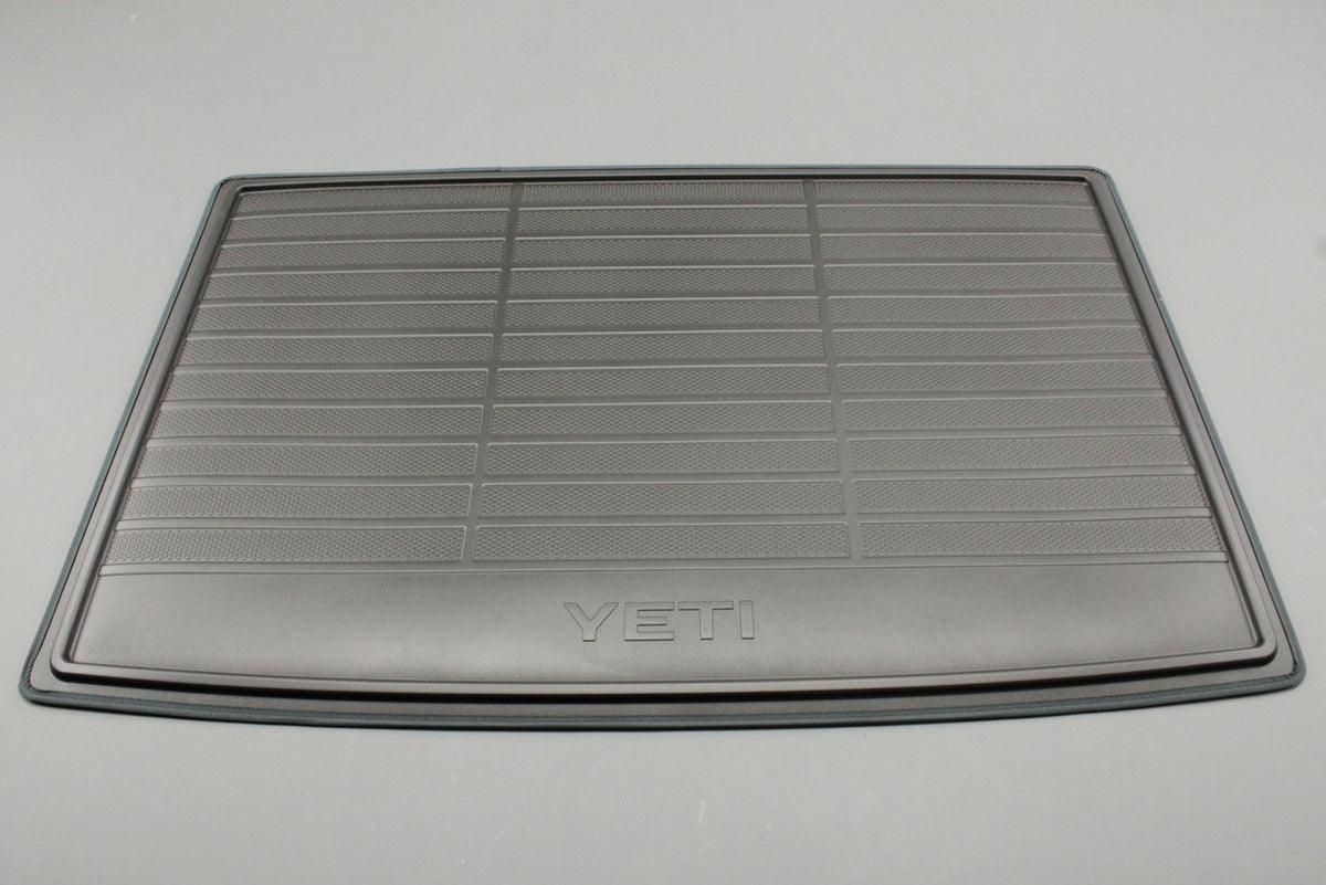 Skoda Yeti 5L 2010-2018 double sided boot liner 5L6061163A, view 1