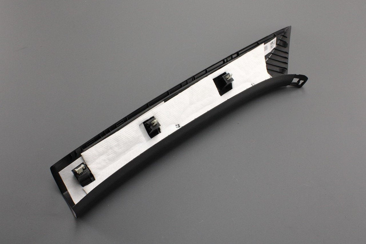 VW Tiguan 2016-on a-pillar trim (upper right) 5NA867234A 82V