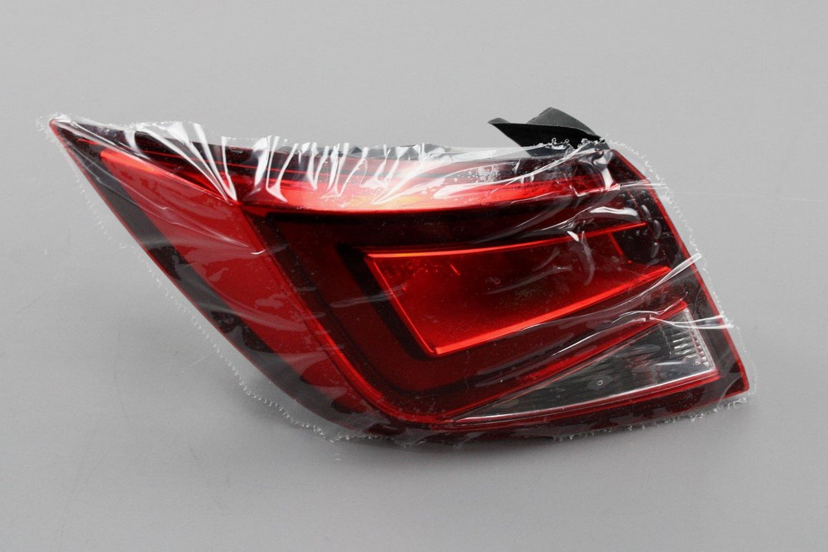 SEAT Leon estate 5F 2013-2016 LED tail light (outer left) 5F9945207A, view 1