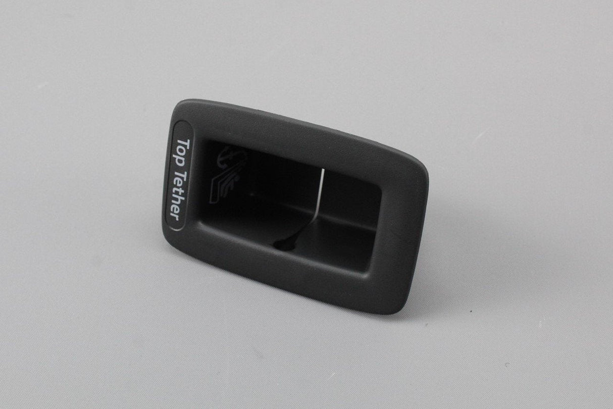 VW Audi Skoda SEAT Rear bench seat belt guide trim 8V0886747 DHW