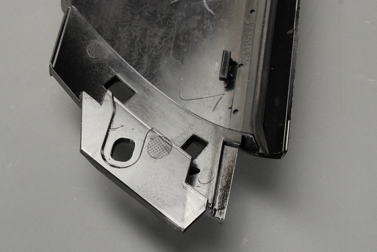 Land Rover Defender 20-on exterior A-pillar trim (left) 5.0 V8 LR161347