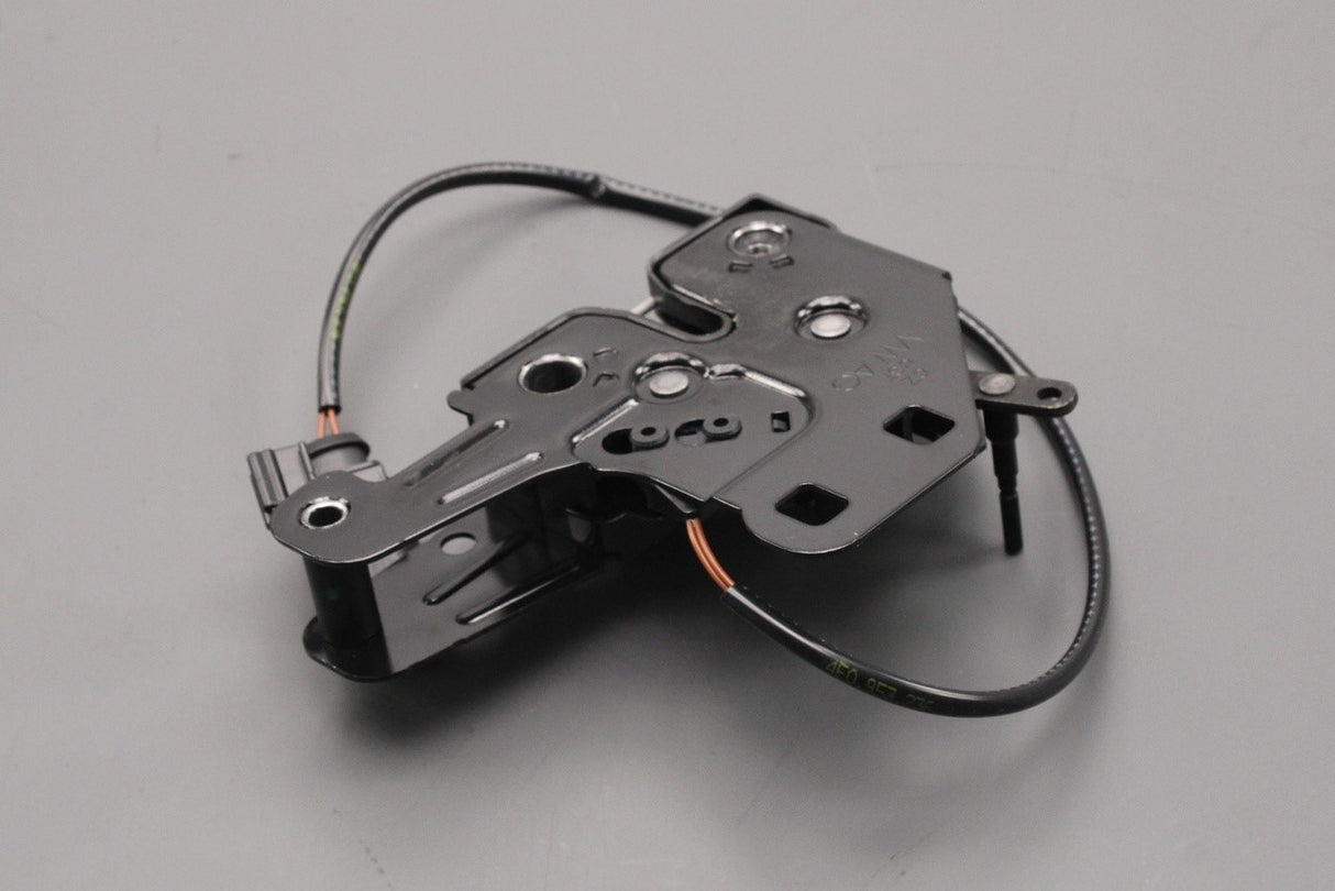 Audi R8 2016-2024 bonnet latch lock (front) 420823509C