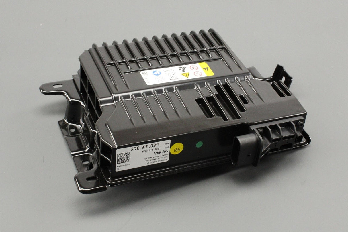 VW Golf MK7.5 Golf Sportsvan stop start auxiliary battery 5Q0915089