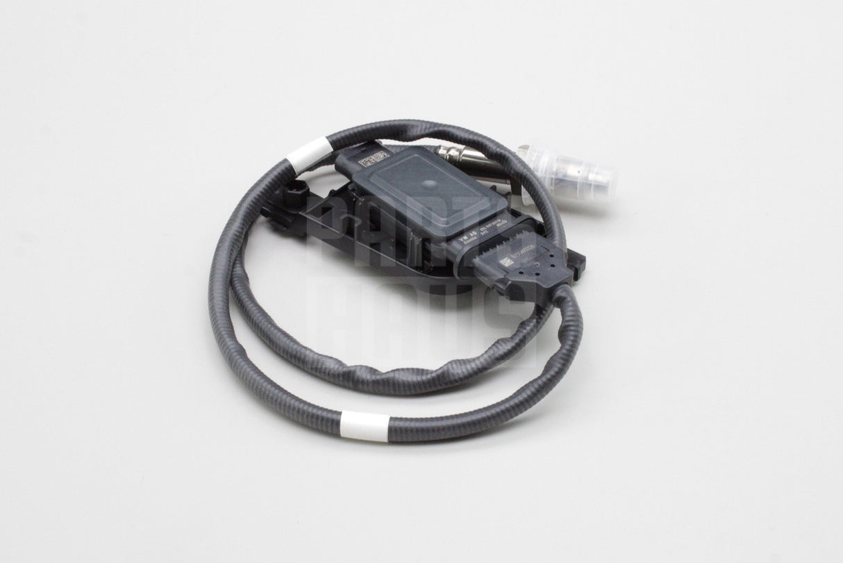 VW Transporter T6.1 20-24 2.0TDI NOx sensor with control unit 05L907807N