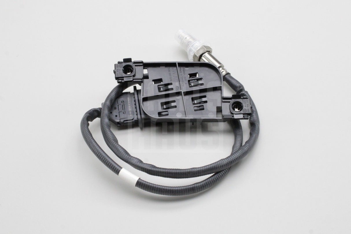 VW Transporter T6.1 20-24 2.0TDI NOx sensor with control unit 05L907807N