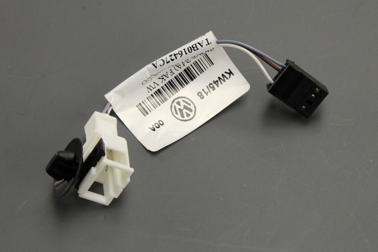 VW Passat B8 2015-23 rear window switch wiring loom (right) 3G0971690A