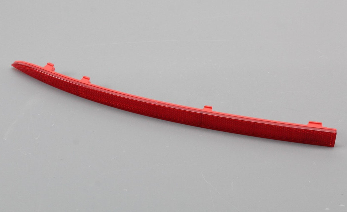 Skoda Octavia VRS 2013-20 Rear bumper reflector (left) 5E0945105B