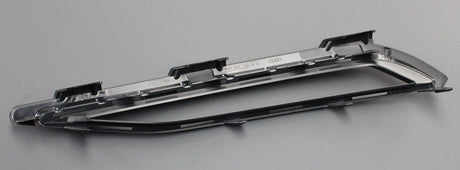 Audi Q7 4M 2016-on front air guide bumper trim (right) 4M0807158A