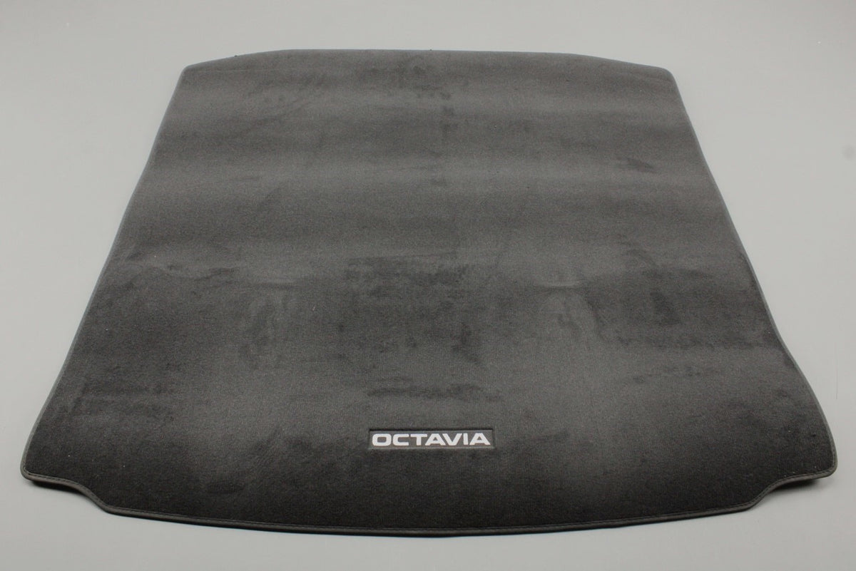 Skoda Octavia Saloon 5E 2014-2017 textile boot liner 5E5061163, view 1
