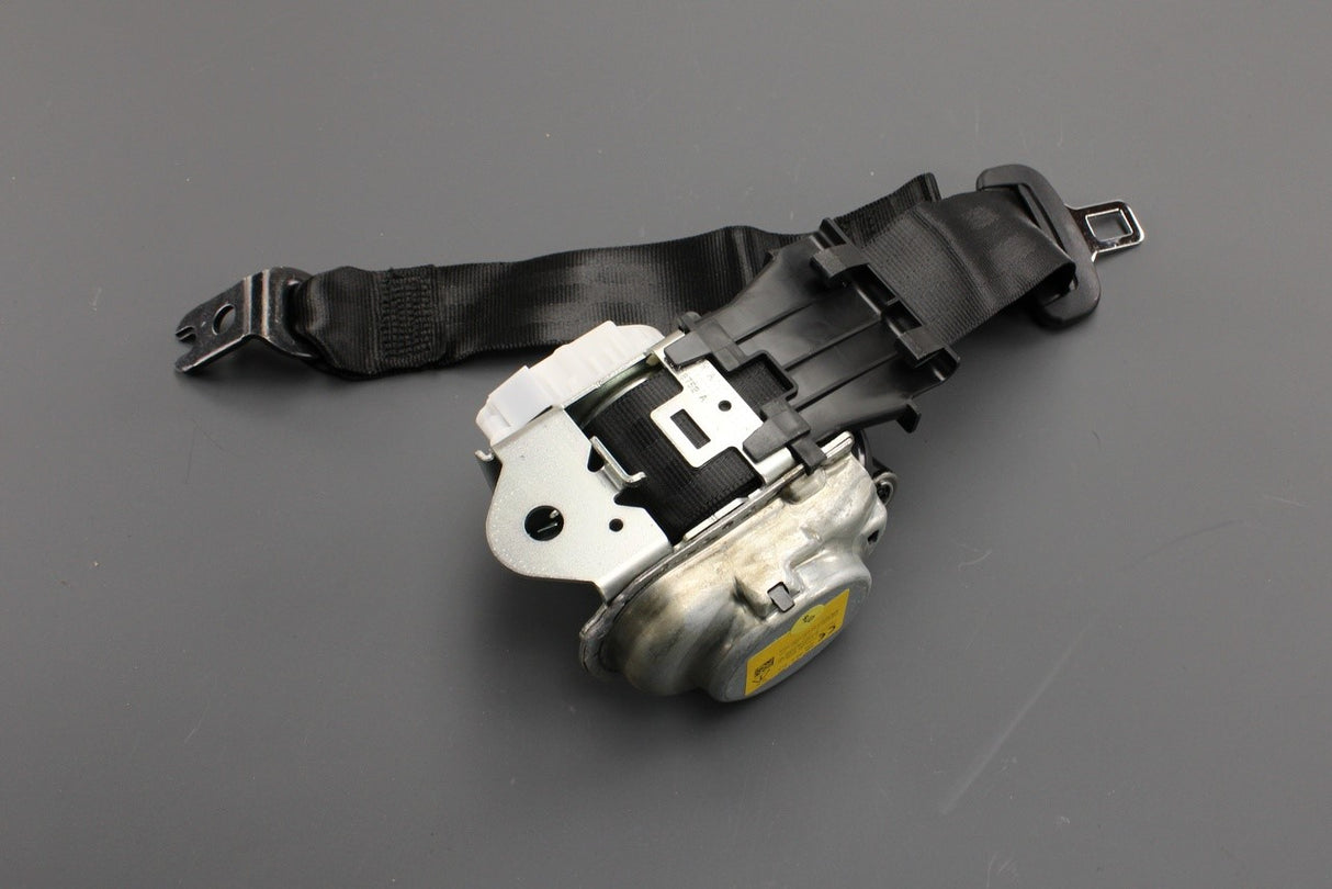 Audi Q3 RSQ3 2019-on seatbelt (rear right) 83A857806 V04