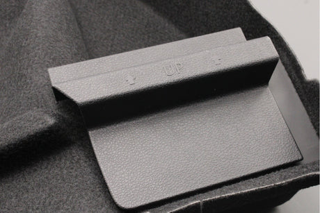 VW Golf MK7 MK7.5 boot luggage compartment trim (right) 5G6867428D CA9