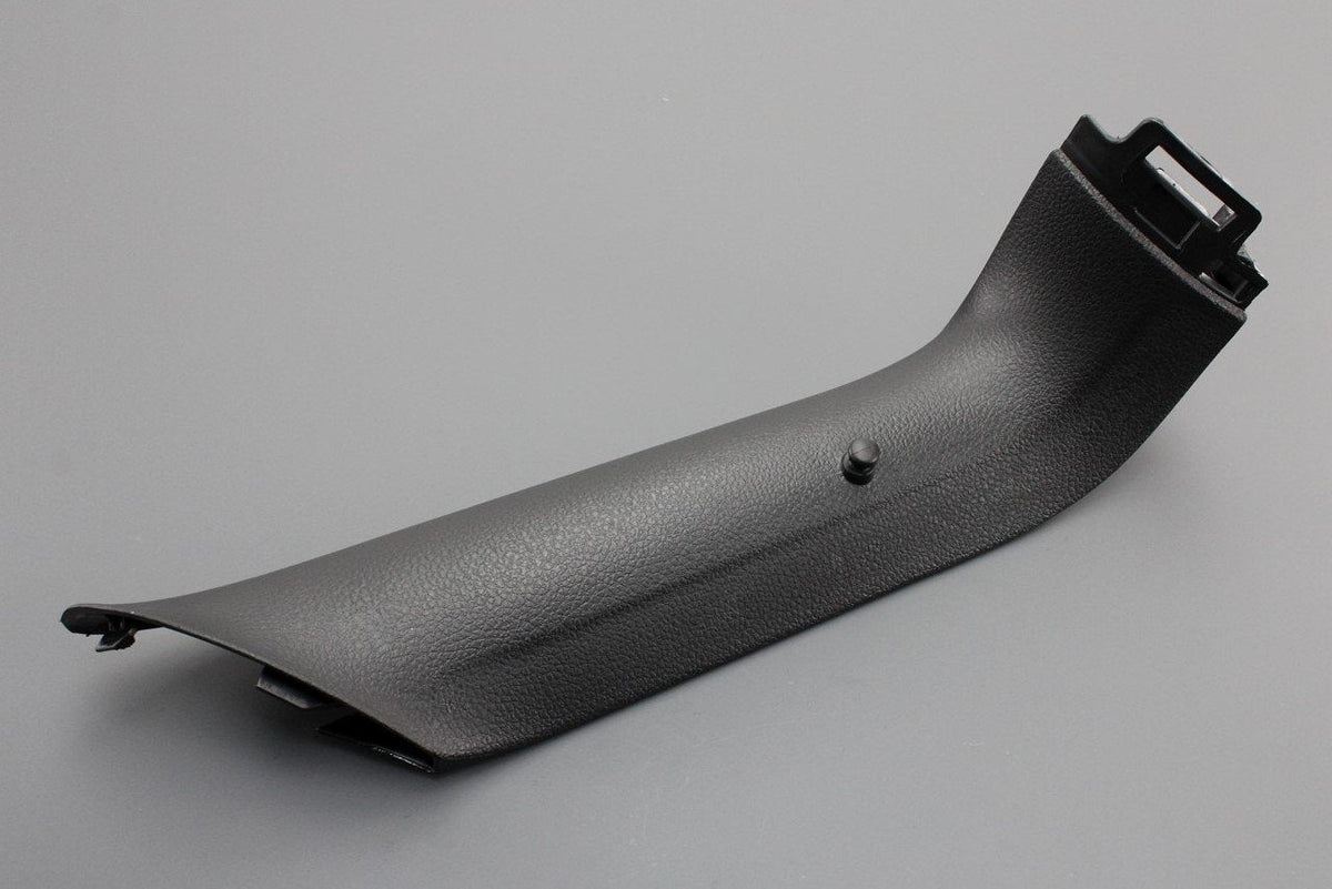 VW Golf MK7 MK7.5 tailgate/parcel shelf trim (left) 5G6867713B 82V, view 1