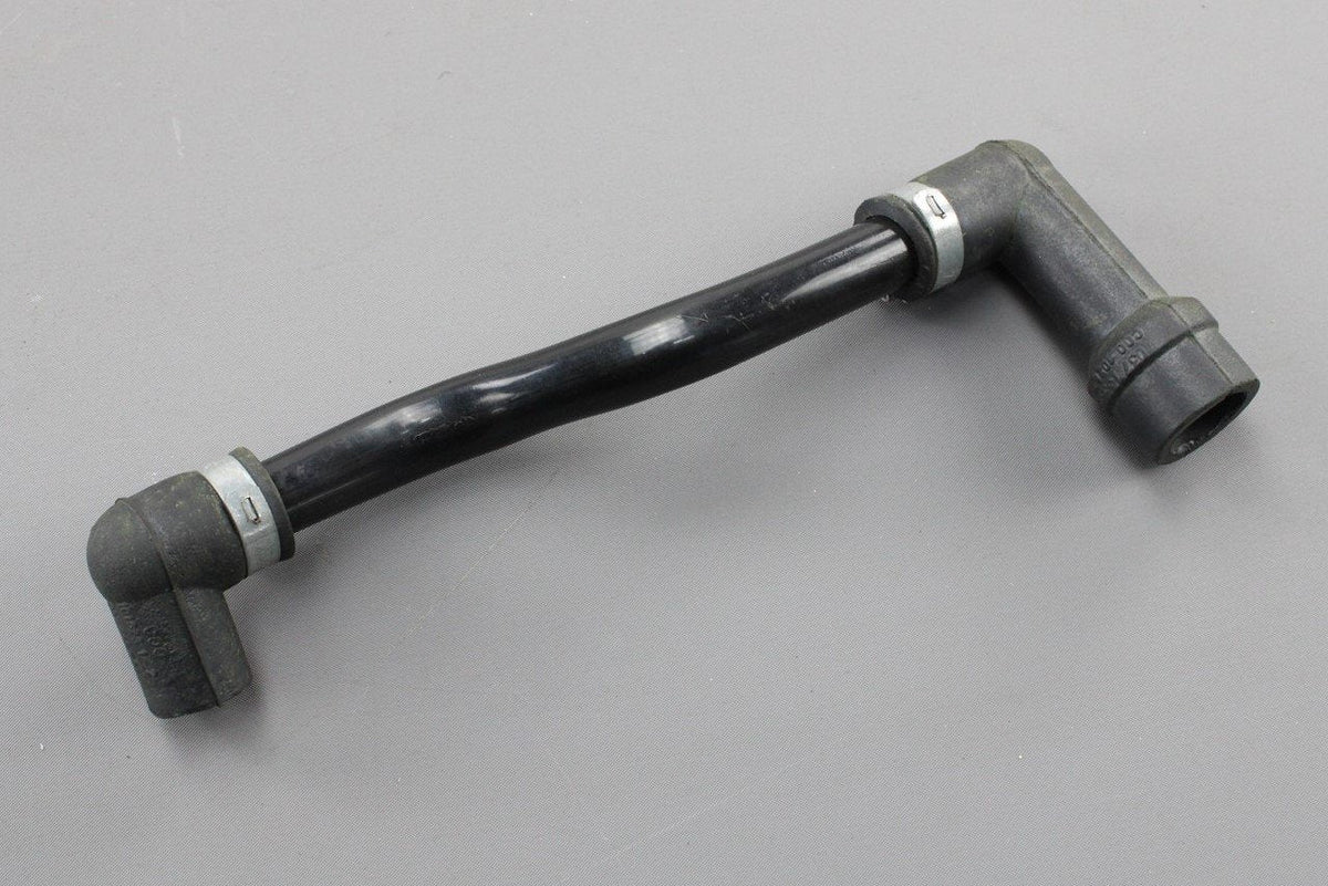 VW Golf Jetta MK2 MK3 1990-92 Passat vacuum hose pipe (1.8L) 037133374D, view 1