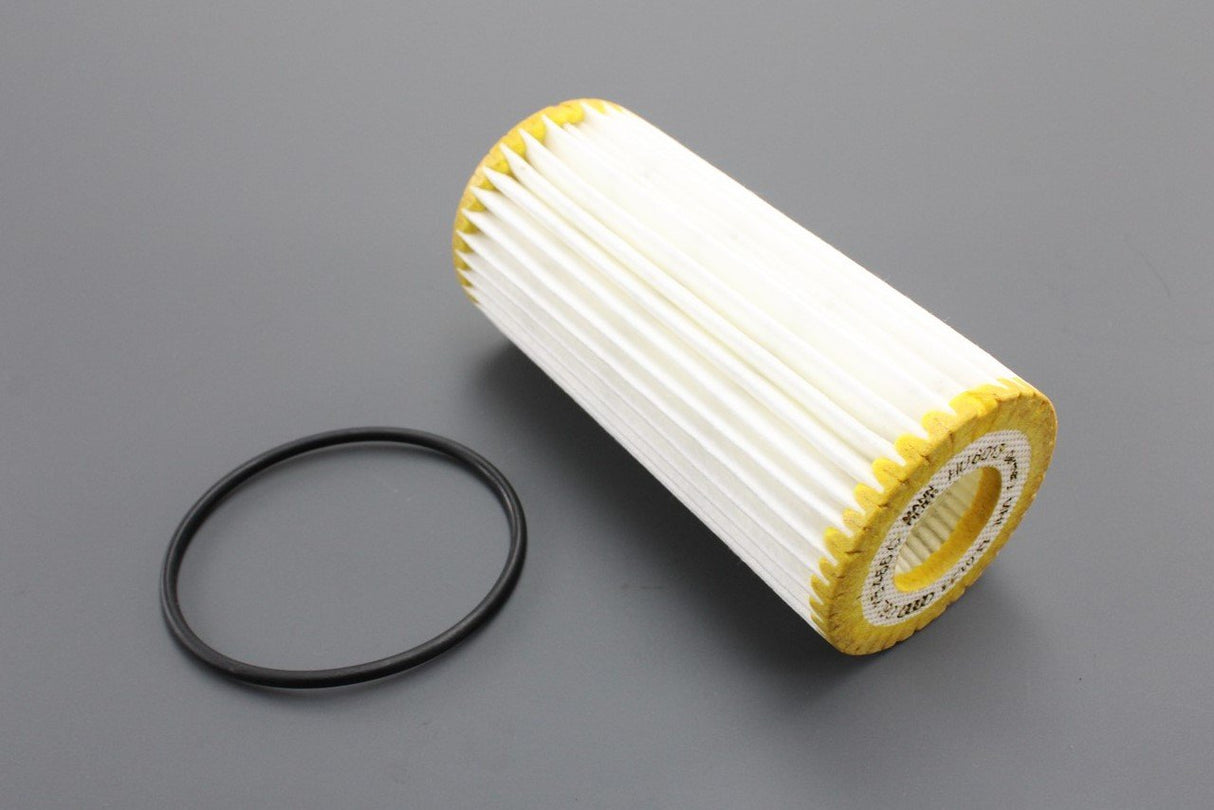 VW Audi Skoda SEAT 1.8 2.0 TSI TFSI engine oil filter 06L115562B