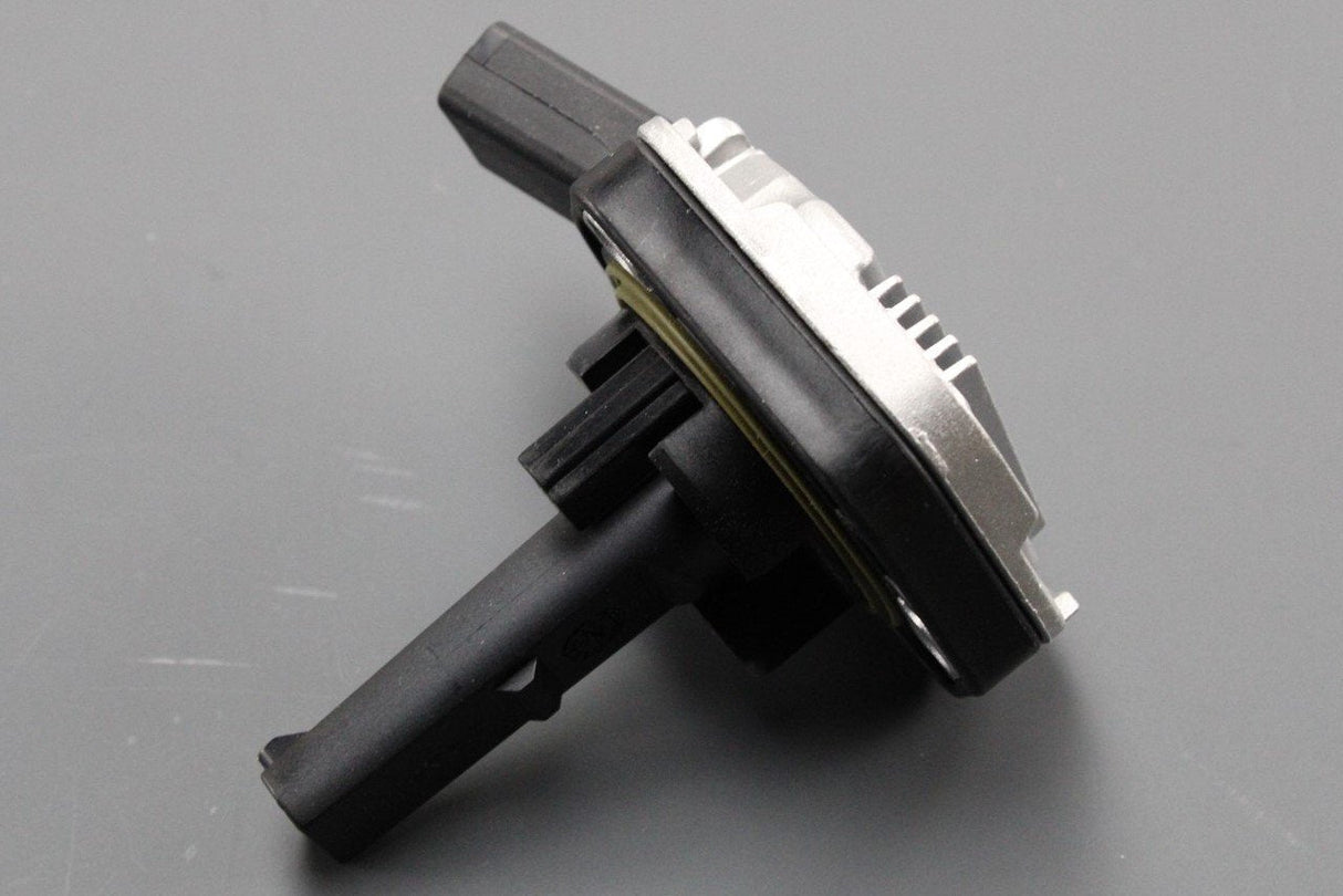 VW Golf MK5 Audi A2 A3 Skoda Fabia SEAT Leon oil level sensor 1J0907660B