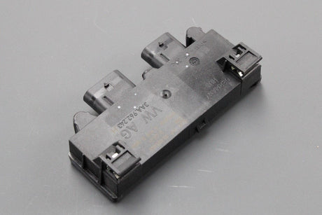 VW Passat Audi A4 A5 RS4 RS5 16-on boot opening control unit 3AA962243H