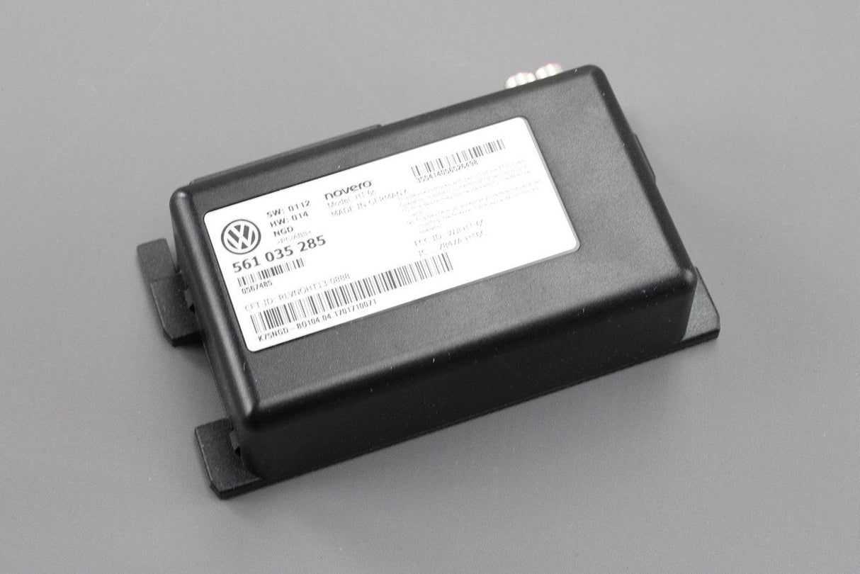 VW Beetle Jetta Passat Eos CC Online services control unit 561035285