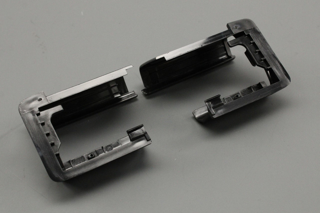 Audi Q7 16-on seat rail end cover (front, left & right) 4M0881347/8A 4PK