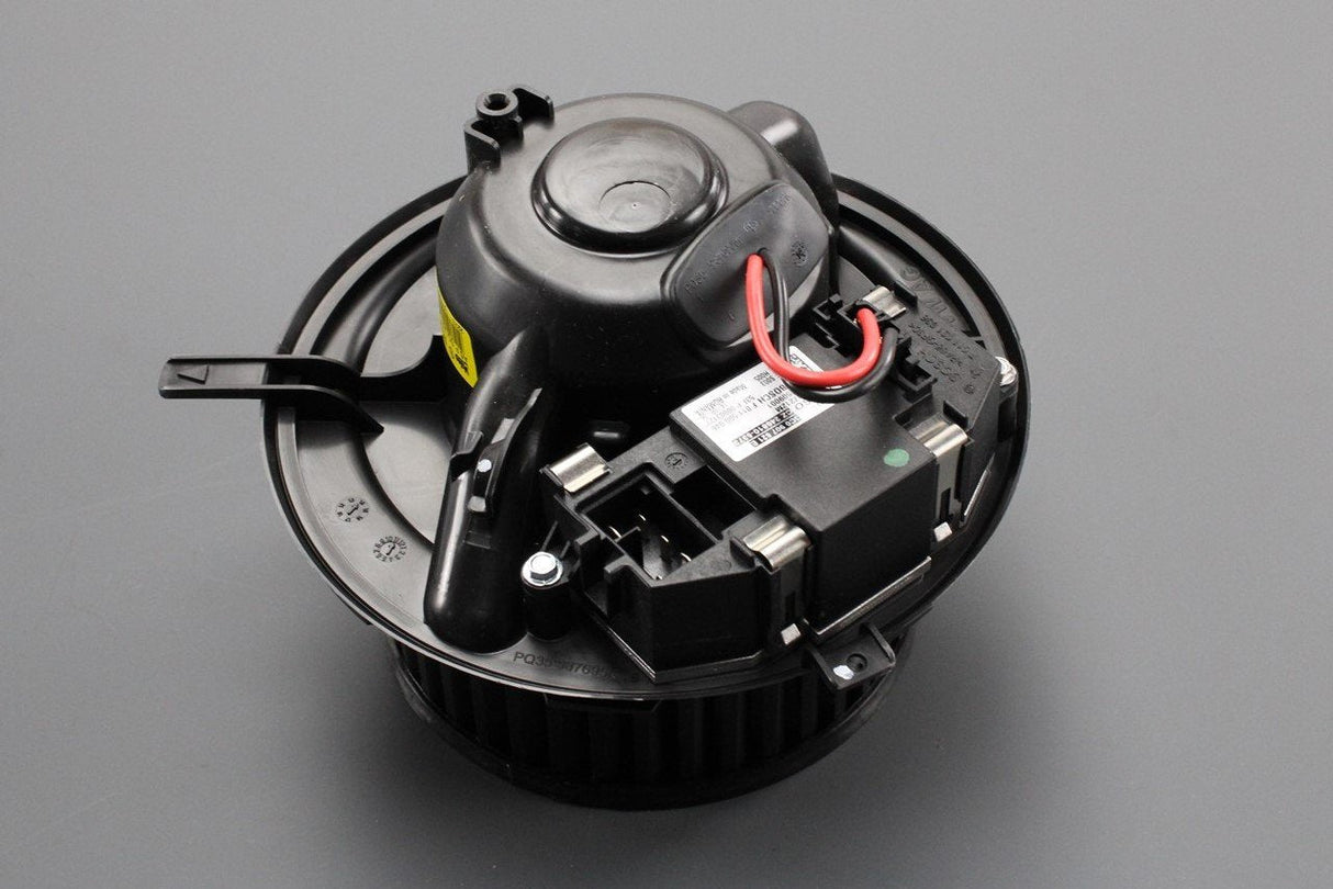 VW Passat B6 B7 Skoda SEAT 06-on A/C heater blower motor fan 3C2820015F
