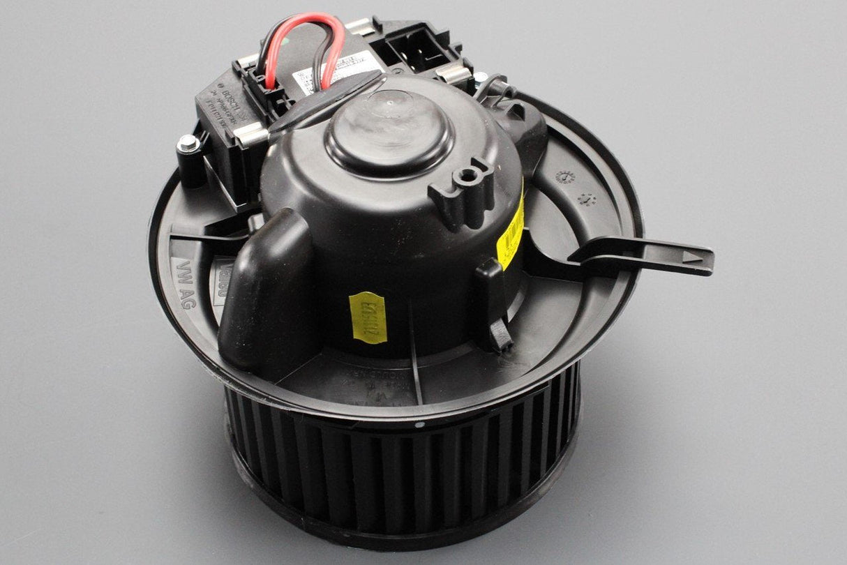 VW Passat B6 B7 Skoda SEAT 06-on A/C heater blower motor fan 3C2820015F