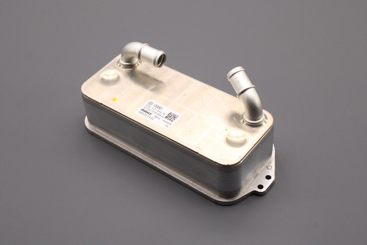 Audi RS6 2013-2018 RS7 2014-2018 4.0 TFSI engine oil cooler 079117015N