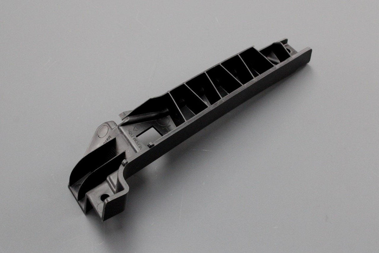 Audi A6 S6 2015-2018 bumper bracket adapter (front right) 4G0807084A