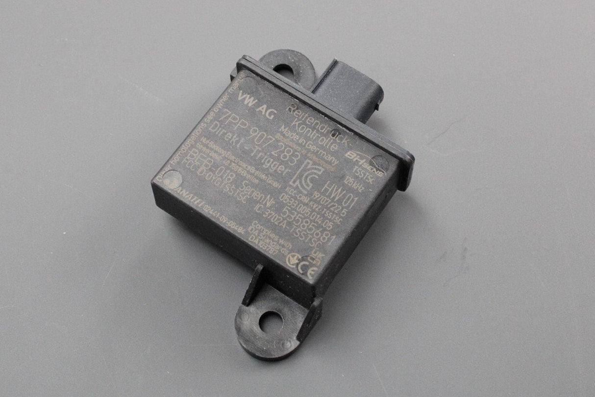 VW Touareg Audi A8 RS6 R8 10-on TPMS tire pressure sender unit 7PP907283
