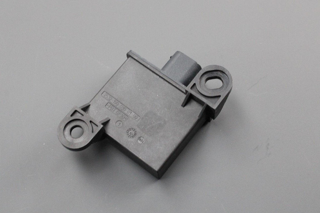 VW Touareg Audi A8 RS6 R8 10-on TPMS tire pressure sender unit 7PP907283