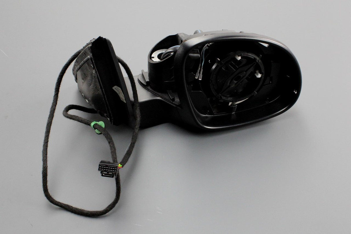 VW Tiguan 2008-2016 electric wing mirror housing (right) 5N2857508L 9B9