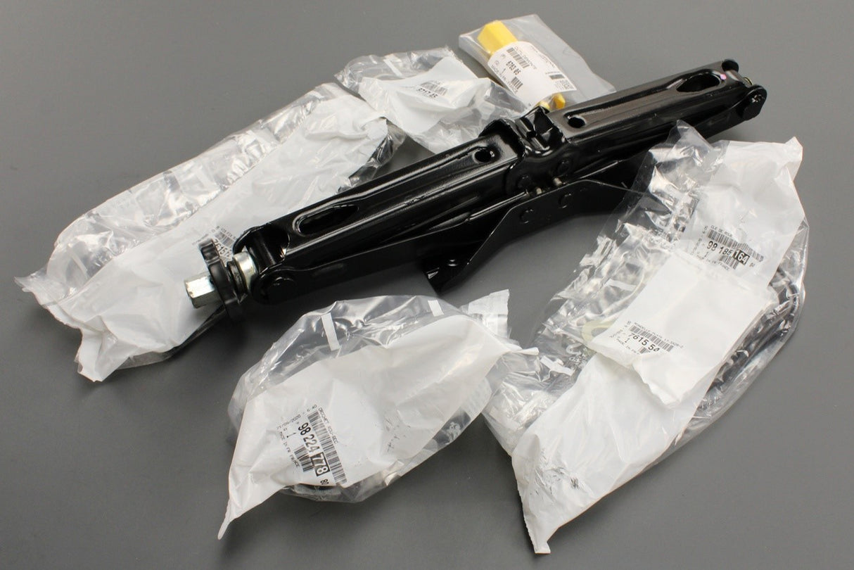 Vauxhall Vivaro Peugeot Traveller Citroen spare wheel tool kit 1677686780