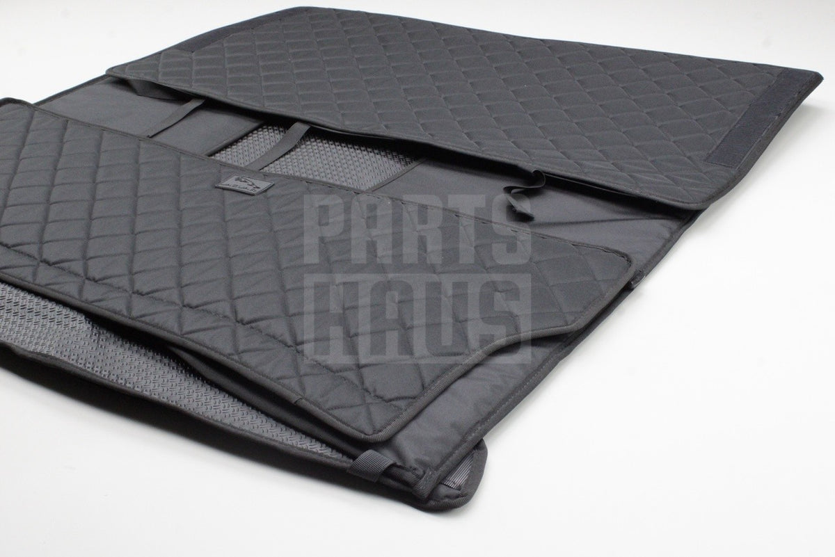 Jaguar F-Pace 2016-on premium quilted boot liner T4A38762