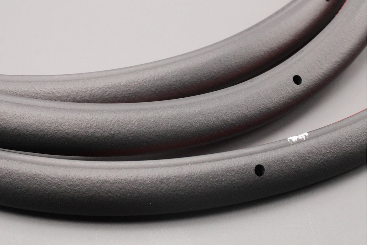 Jaguar XE Range 2015-on front outer door seal T4N35024