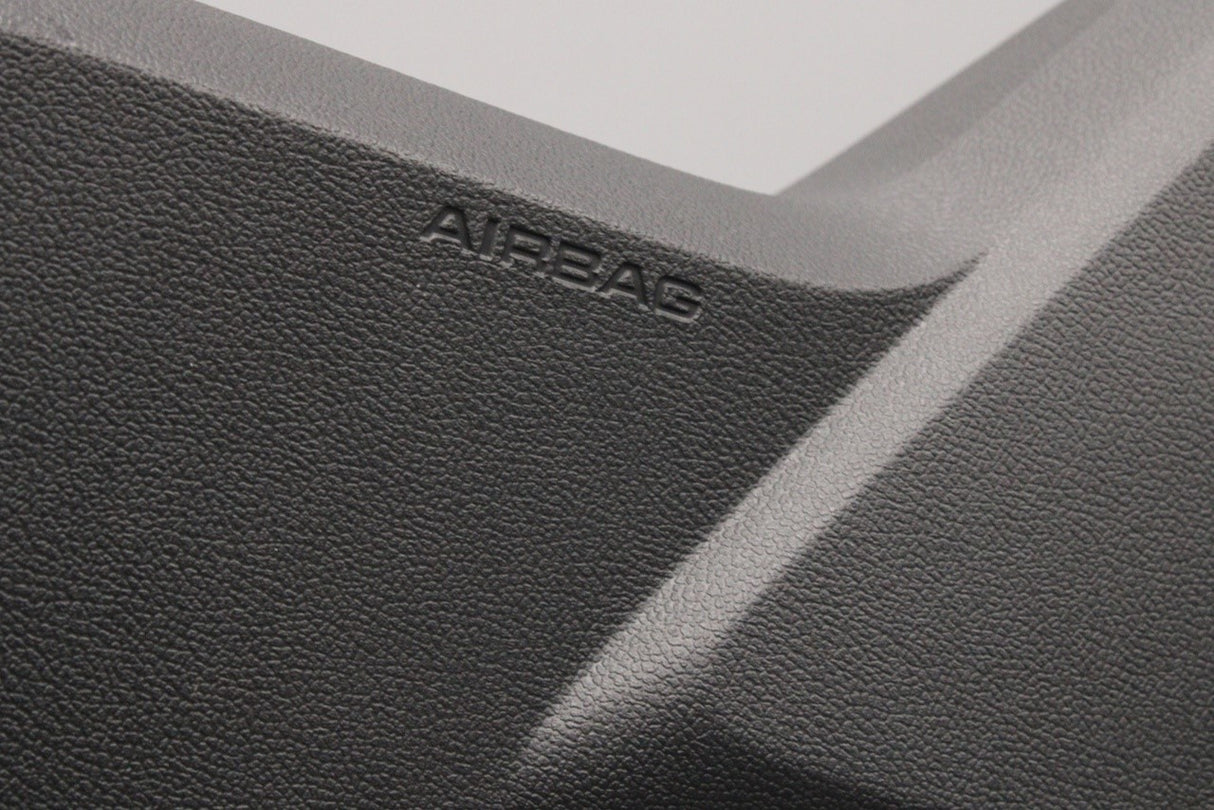 Audi e-tron 2019-on front right seat base trim (outer) 4KE881326 4PK