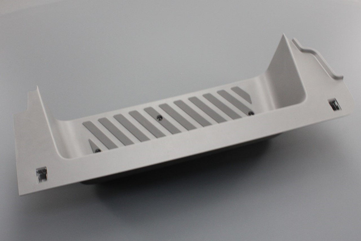VW Crafter 2012-16 double cab rear step insert (left) 2E3864815A