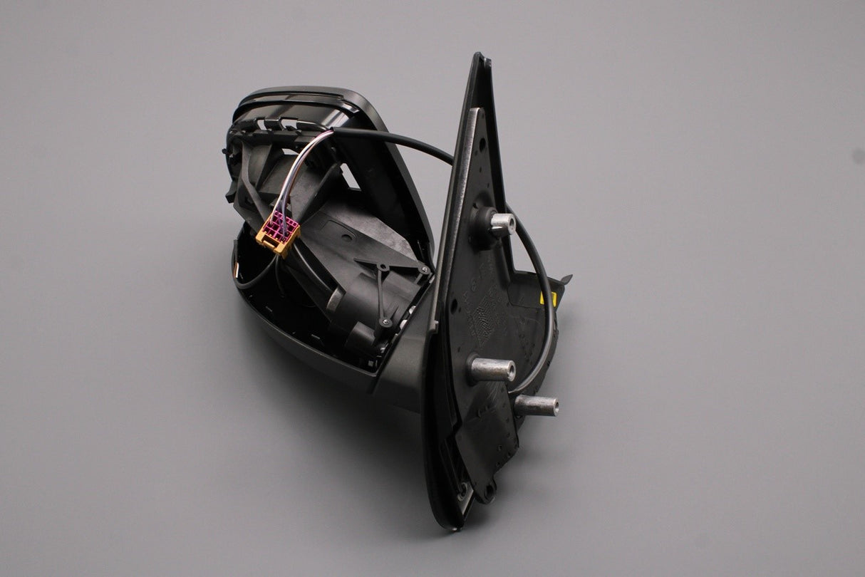 VW Transporter T5.1 10-15 wing mirror housing (right) 7E2857508DE 9B9