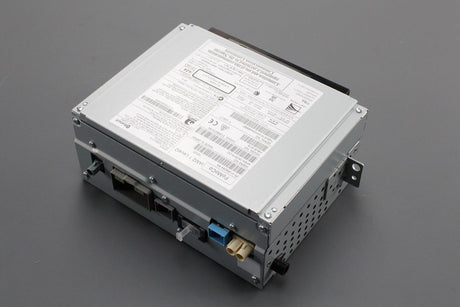Volvo HBVE101A stereo cd player control unit 31358284AA