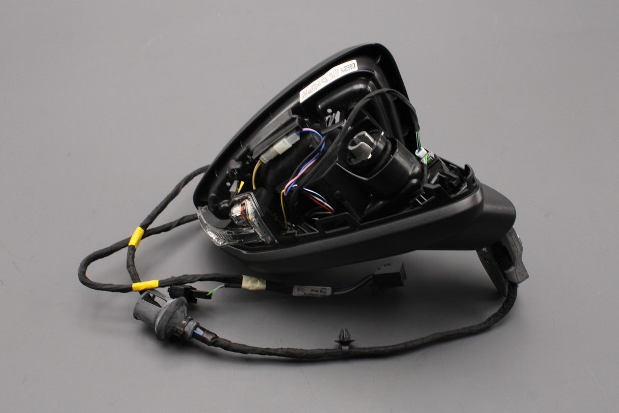 Audi A3 S3 RS3 8Y 2020-on wing mirror housing (right) 8Y2857410A 9B9