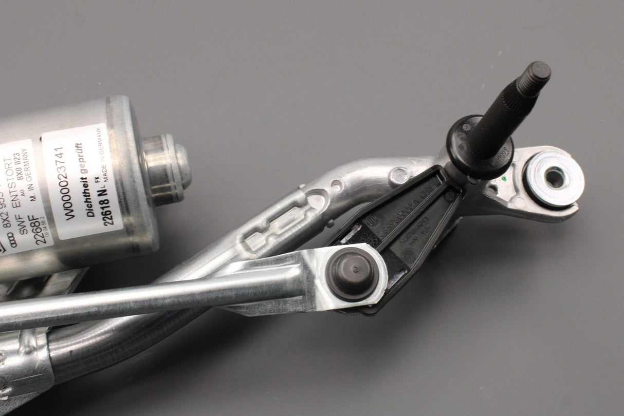 Audi A1 S1 2011-18 RHD front wiper motor with linkage 8X2955023G