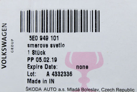 Skoda Octavia 5E 2013-20 left wing mirror indicator lens 5E0949101