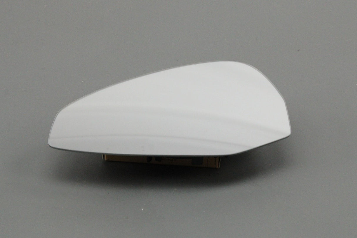 Audi A4 S4 A5 S5 RS4 RS5 2016-on wing mirror glass (left) 8W0857535D