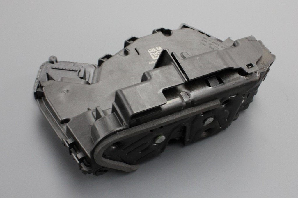 VW Audi Skoda SEAT door lock mechanism (rear right) 5TA839016K