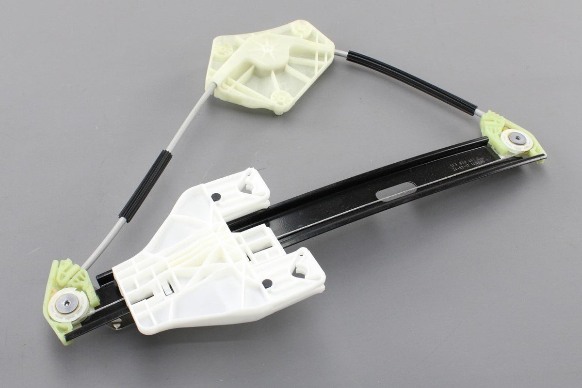 SEAT Leon estate 5F 2013-2021 window regulator (left rear) 5F9839461C, view 1