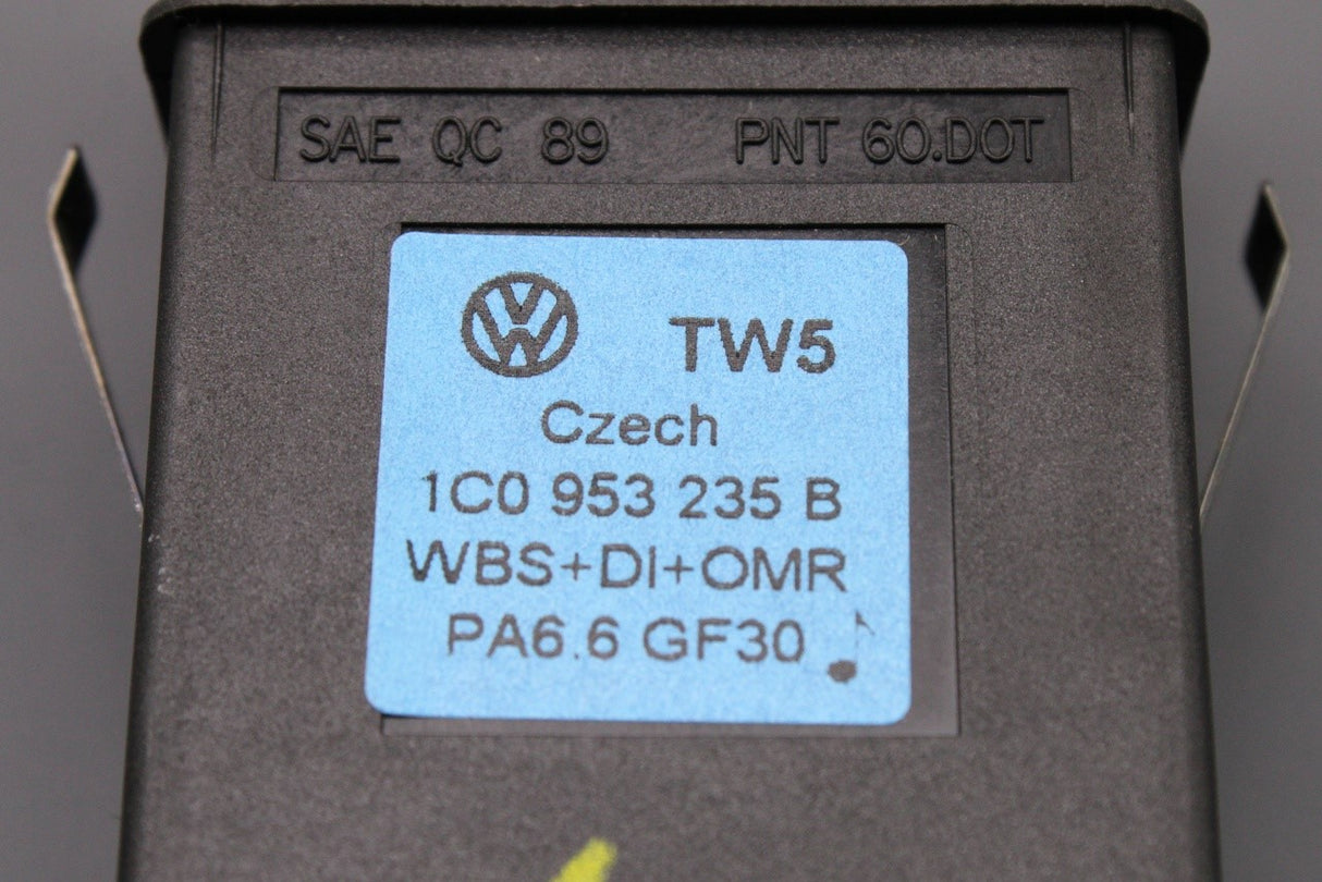 VW Beetle 1999-2010 hazard light switch 1C0953235B B41
