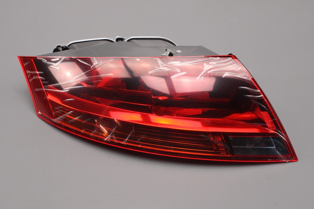 Audi TT TTS 2007-14 TTRS 2010-14 rear tail light (left) 8J0945095L, view 1