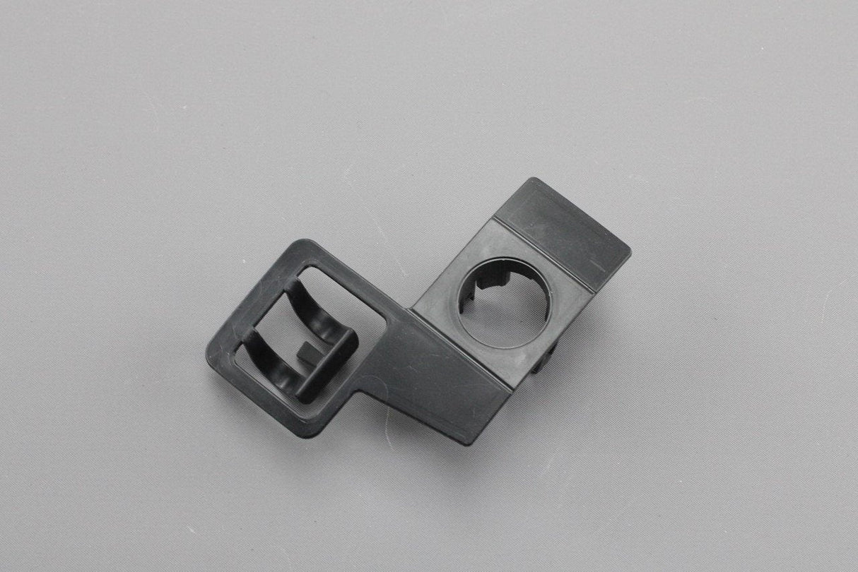 VW Golf Estate MK7 MK7.5 right rear parking sensor bracket 5G9919492
